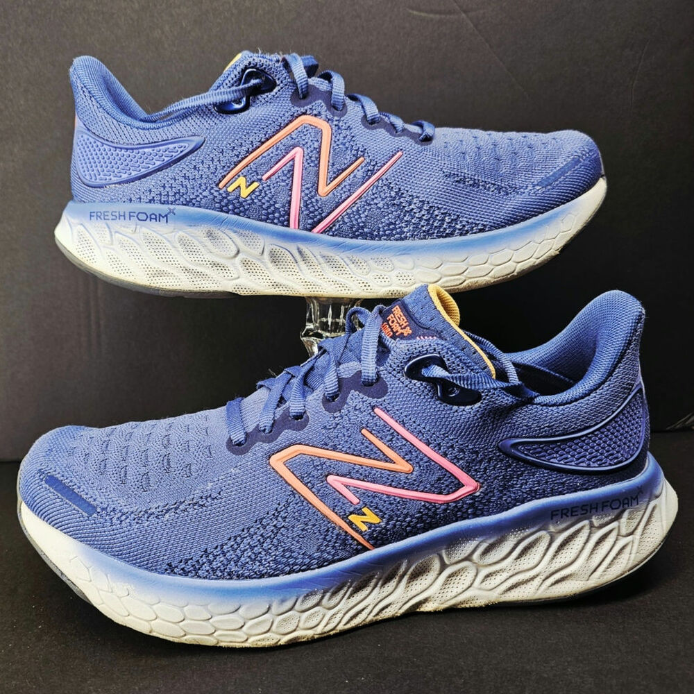 New Balance Women 9.5